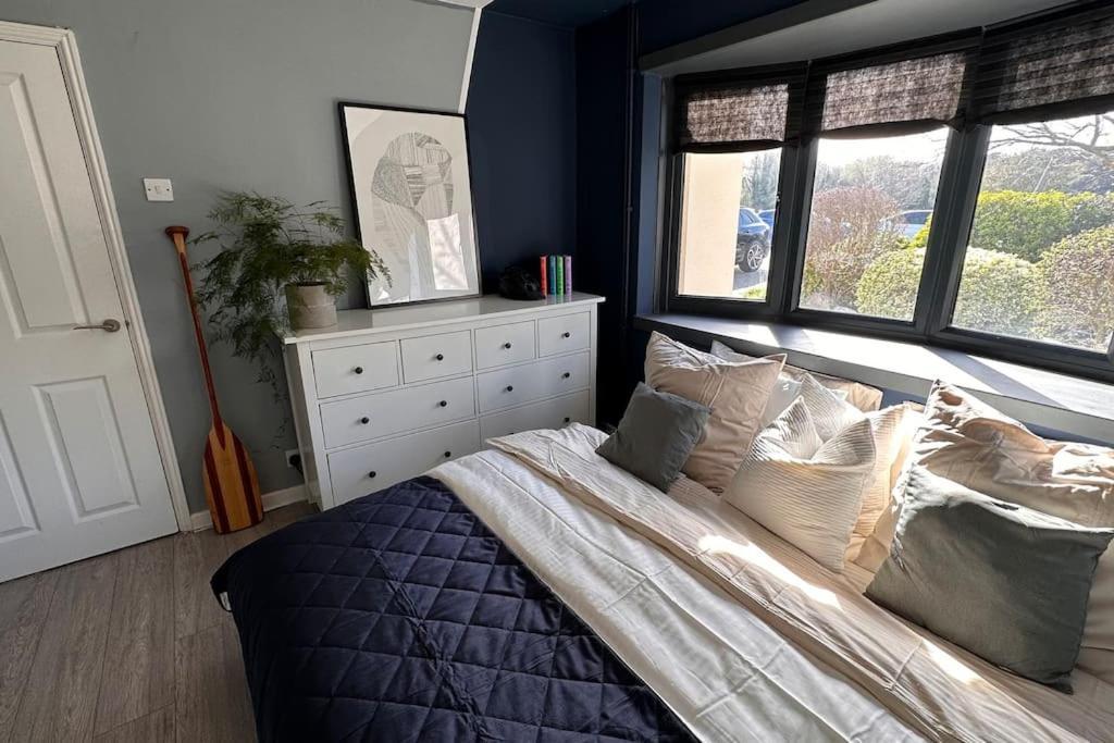 Formby, Spacious True Bungalow Steps From Beach Екстериор снимка